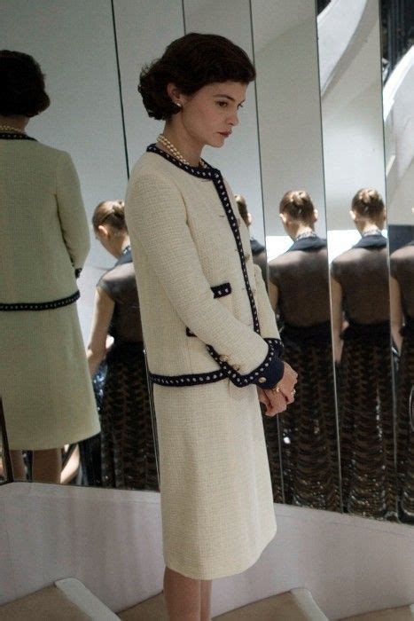 vestidos chanel elegantes|chanel dresses.